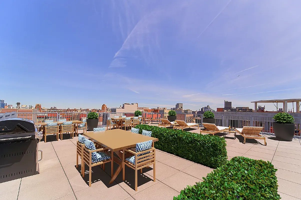 658 Driggs Avenue, Apt 2E Williamsburg