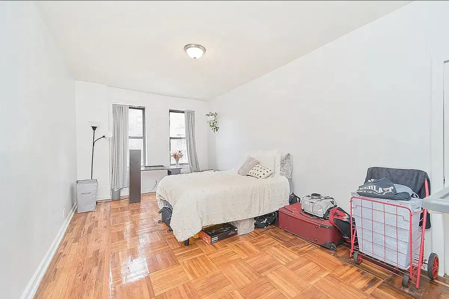 2201 Amstrerdam Avenue, Apt 3H Washington Heights