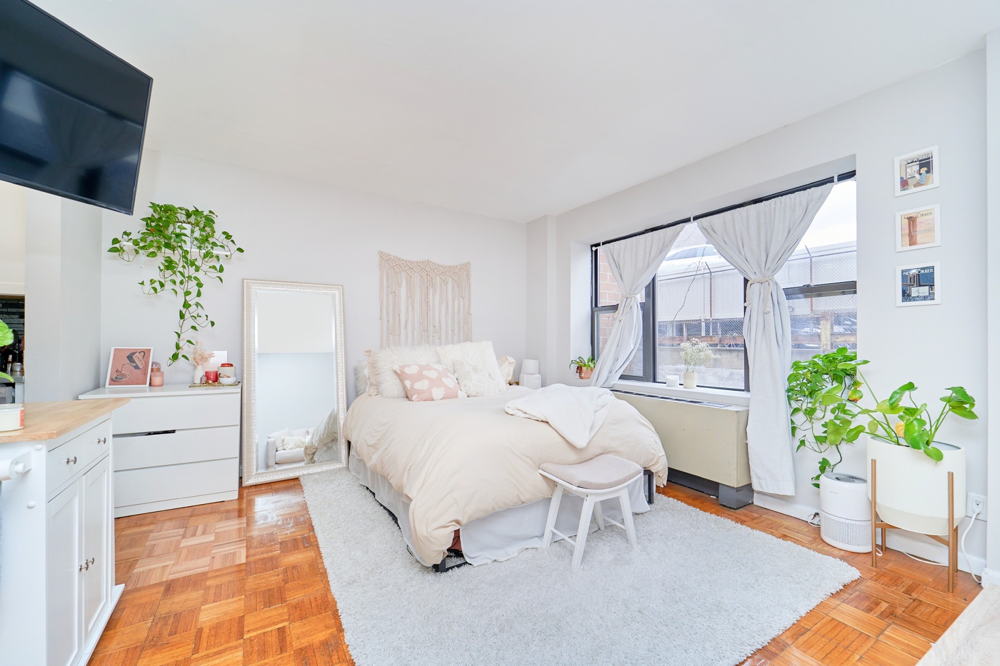 337 West 43rd Street, Apt 3D Midtown West
