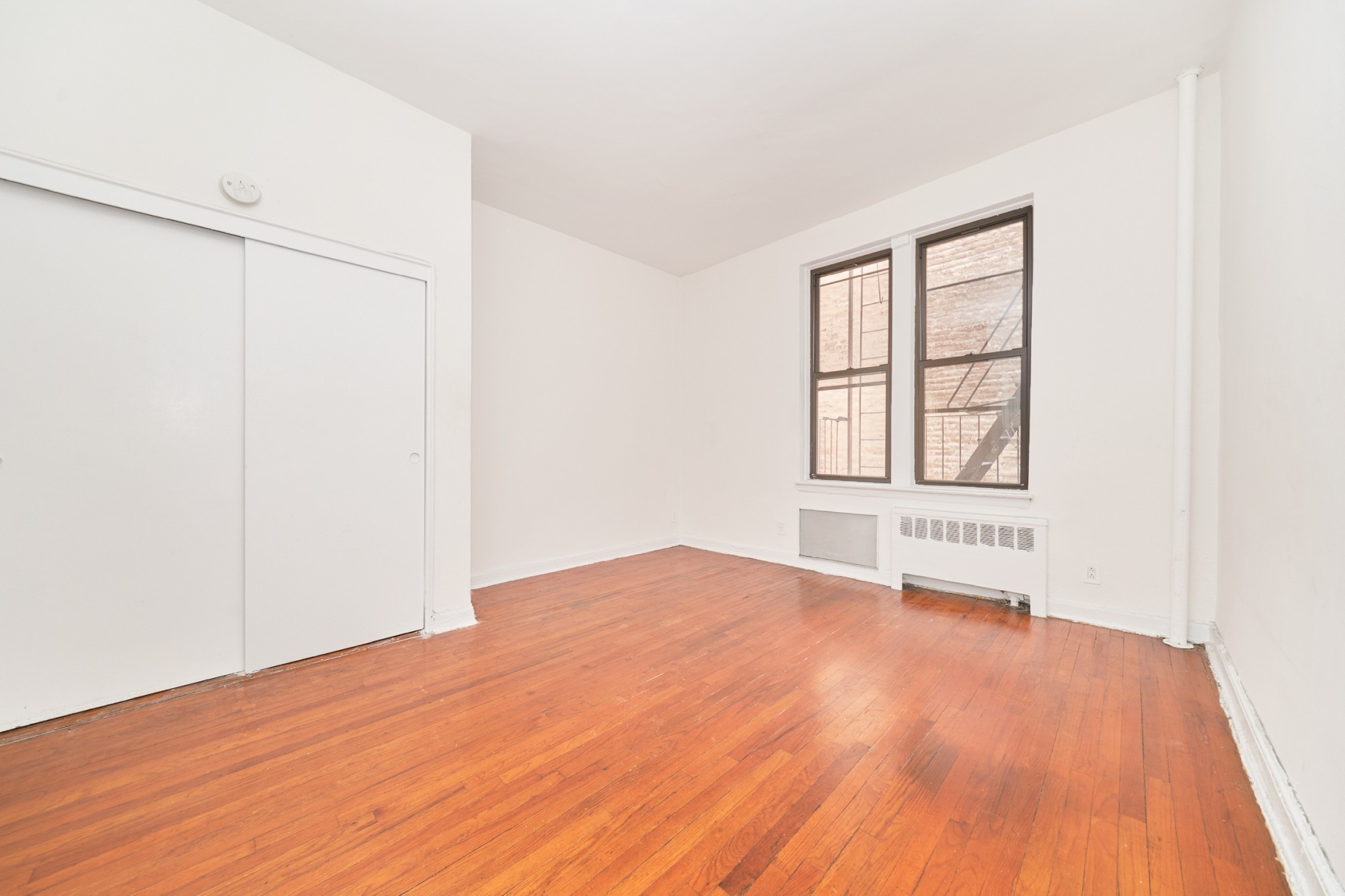 400 West 45th Street, Apt 3G Midtown West